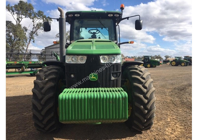 caption John Deere 8335R FWA/4WD Tractor