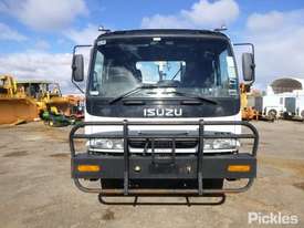 1998 Isuzu FSS550 - picture1' - Click to enlarge