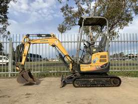 2015 Yanmar VIO17 Excavator with Expanding Tracks - picture1' - Click to enlarge