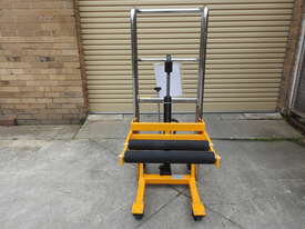 400kg Manual Roller Stacker - picture1' - Click to enlarge