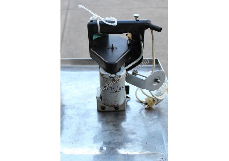 used newlong Bag Stitcher Bag Sewing Machine in , Listed on Machines4u