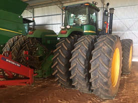 John Deere 9530 FWA/4WD Tractor - picture2' - Click to enlarge