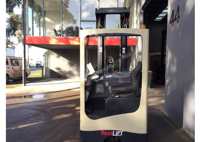 caption Crown ESR4500 Ride On Reach Forklift Truck Refurbished & Repainted