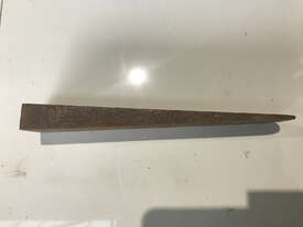 Fox Wedge Steel Straight 210mm long x 38mm Wide x 19mm thick wedge 02/12T - picture1' - Click to enlarge