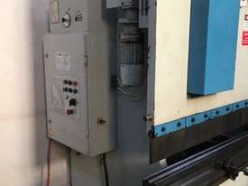 YSD 165 ton x 4000 mm Press Brake - picture2' - Click to enlarge