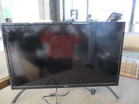 Teac 32 Inch TV - picture1' - Click to enlarge