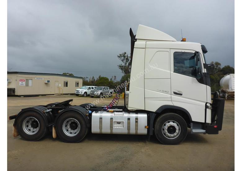 2000 volvo 6x4 chassis combo cleaner