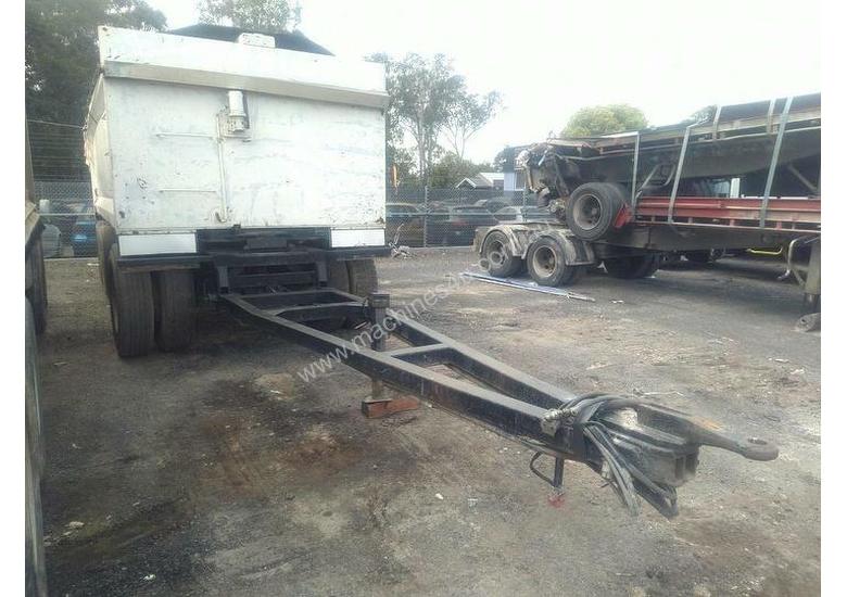 caption M&M Engineering 3 Axle