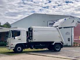 HINO WITH KYOKUTO 10.2 CUB  REAR LOADING PRESS PACK RUBBISH COMPACTOR   - picture2' - Click to enlarge
