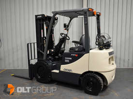 Crown CG25E-5 2.5 Tonne Forklift LPG Container Mast Sideshift 576 Low Hours 4.7m Lift - picture0' - Click to enlarge