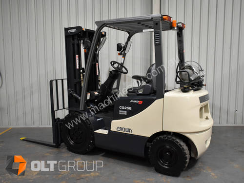 Crown CG25E-5 2.5 Tonne Forklift LPG Container Mast Sideshift 576 Low Hours 4.7m Lift