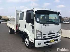 2010 Isuzu FRR600 - picture0' - Click to enlarge