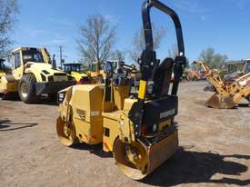 Caterpillar CB22 Twin Drum Roller - picture0' - Click to enlarge