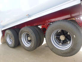 Moore Semi Tipper Trailer - picture1' - Click to enlarge