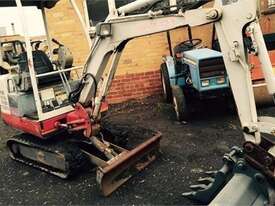 2004 TAKEUCHI TB016 - picture3' - Click to enlarge