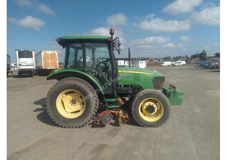Used John Deere 5083E 4WD Tractors 80100hp in , Listed on Machines4u