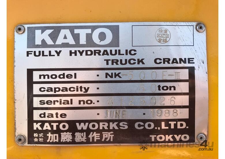 caption GLEASON CRANES 1988 KATO NK500E-III TRUCK CRANE