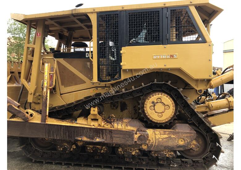 Hire 2011 CAT D8T CAT D8T c w 24FT DI RAKE CANOPY CUTTERBAR FOR DRY