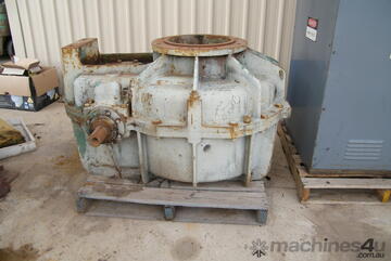 David Brown gearbox suit crushing mill