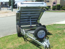 Trailer 8×5 Tipper - picture1' - Click to enlarge