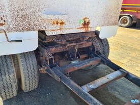 Peak Engineering Dog Tipper Trailer - picture2' - Click to enlarge