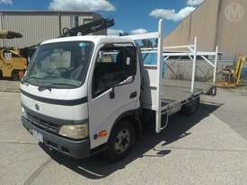 Hino U414 - picture1' - Click to enlarge