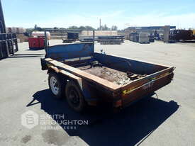 2011 MIDLAND TRAILERS TANDEM AXLE BOX TRAILER - picture2' - Click to enlarge