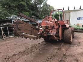 Ditch witch 7610 trencher - picture1' - Click to enlarge