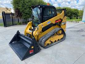 2019 Caterpillar 259D Skid Steer  - picture0' - Click to enlarge