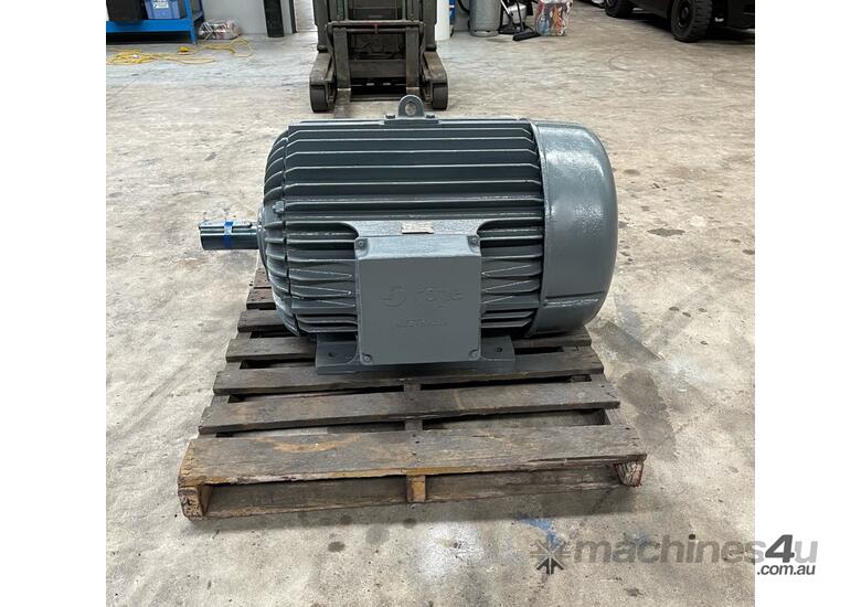 Used pope 150 kw 200 hp 6 pole 990 rpm 415 volt Foot Mount 315 frame