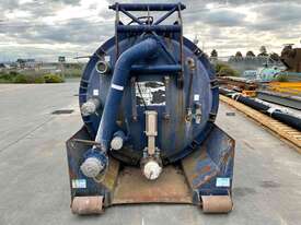 Northgate Engineering 12000ltr Hooklift Vacuum Tanker - picture2' - Click to enlarge