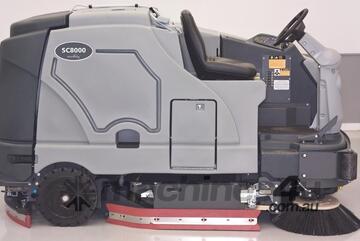 ( ) SC8000 Industrial Scrubber-Sweeper