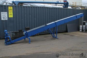 Large Incline Motorised Belt Conveyor - 7m long Large Incline Motorised Belt Conveyor - 7m long