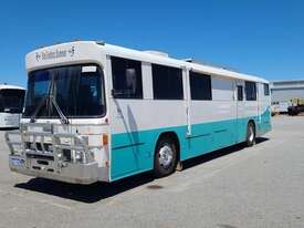 Volvo RV BUS - picture1' - Click to enlarge
