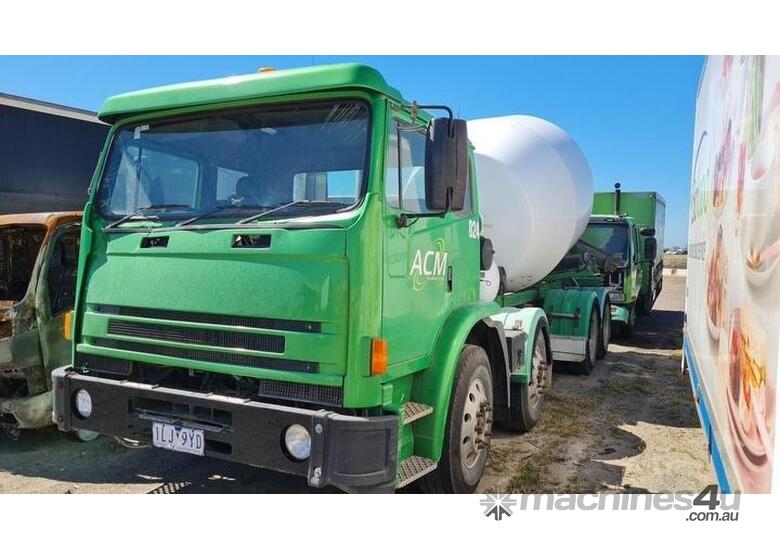 caption Iveco Acco