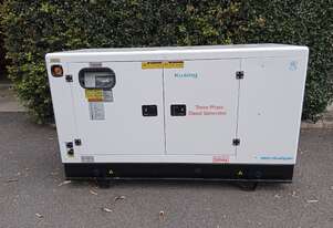 30KVA Cummins Silenced Diesel Generator 415V