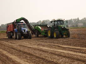 AVR Lynx Two Row Elevator Harvester - picture2' - Click to enlarge