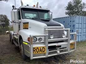 2004 Freightliner FLX C120 - picture0' - Click to enlarge