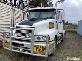 2004 Freightliner FLX C120 - picture0' - Click to enlarge