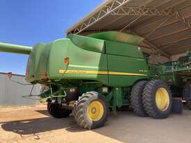 2009 John Deere 9770 STS Combines - picture2' - Click to enlarge