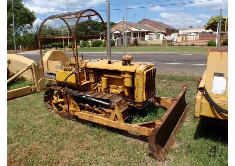 Vintage 1939 Caterpillar 1939 Caterpillar D2 3J Dozer CONDITIONS APPLY