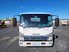 Isuzu NPR 400 - picture0' - Click to enlarge