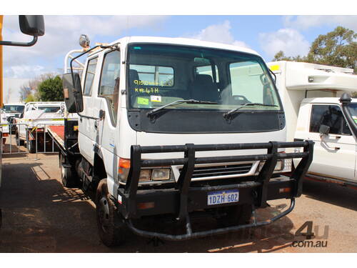 2001 ISUZU NPS300 CREW CAB LIGHT TRUCK