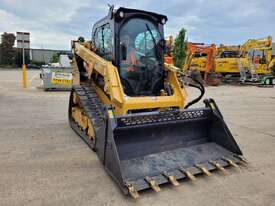 USED 2021 CAT 249D3 TRACK LOADER WITH 22 HOURS IN AS NEW CONDITION - picture1' - Click to enlarge