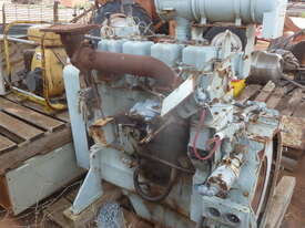 Dorman 4LD diesel engine - picture1' - Click to enlarge