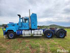 1988 Mack Superliner - picture1' - Click to enlarge