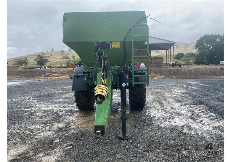 Used amazone Amazone Zgb 8200 Farm Spreaders in , Listed on Machines4u