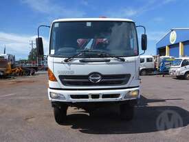 Hino GT - picture0' - Click to enlarge