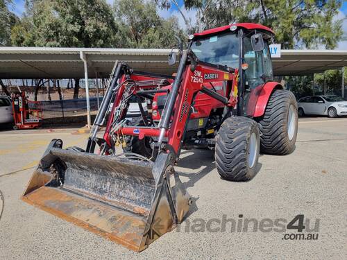 Case IH Farmall 60B Tractor