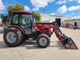 Case IH Farmall 60B Tractor - picture0' - Click to enlarge